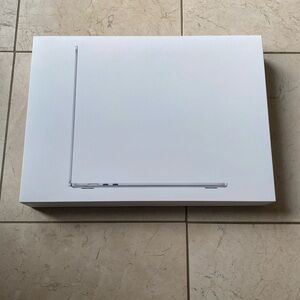 MacBook Air 15 inch BOX ONLY